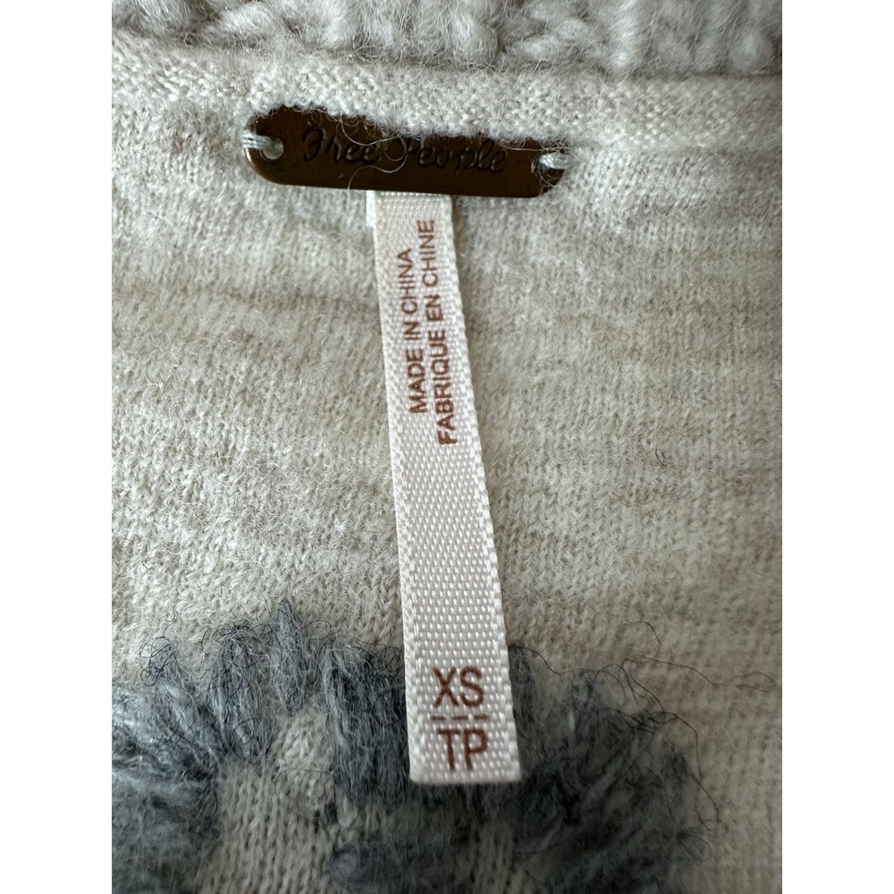 Free people‎ Jacket Women's XS 100%Wool  embroidery Crop Cozy Boho Stretch - Picture 3 of 9